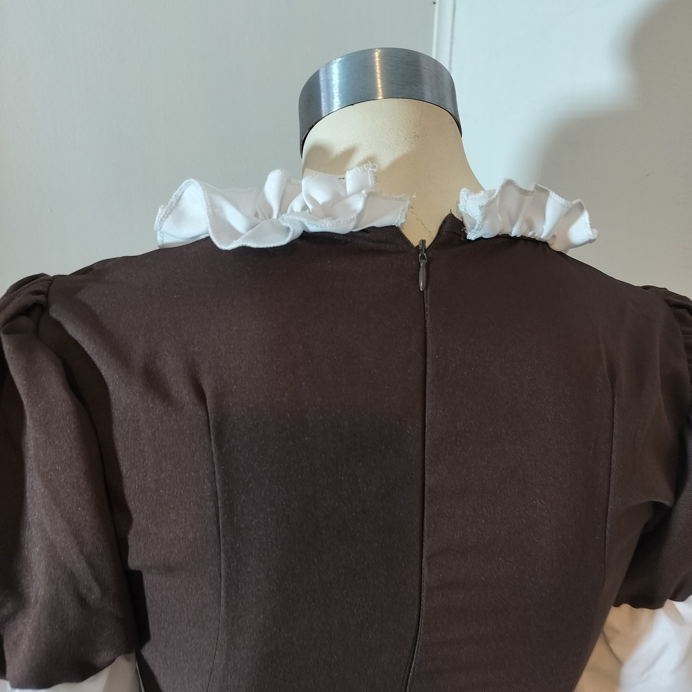 & Other Stories Brown and Cream Crisscross Dress - Picture 4 of 7